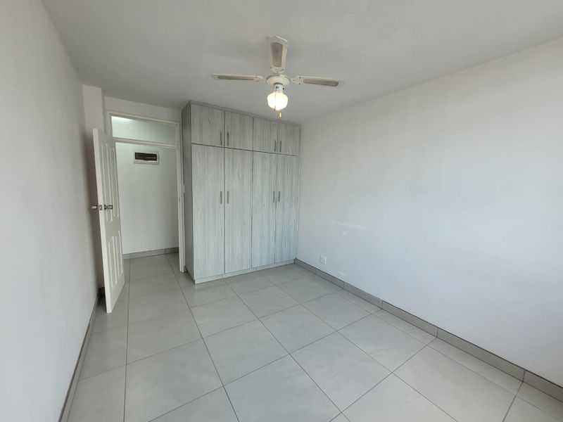 Newly Renovated 2 Bedroom Apartment - Valley View Avenue - Morningside - Photo 10