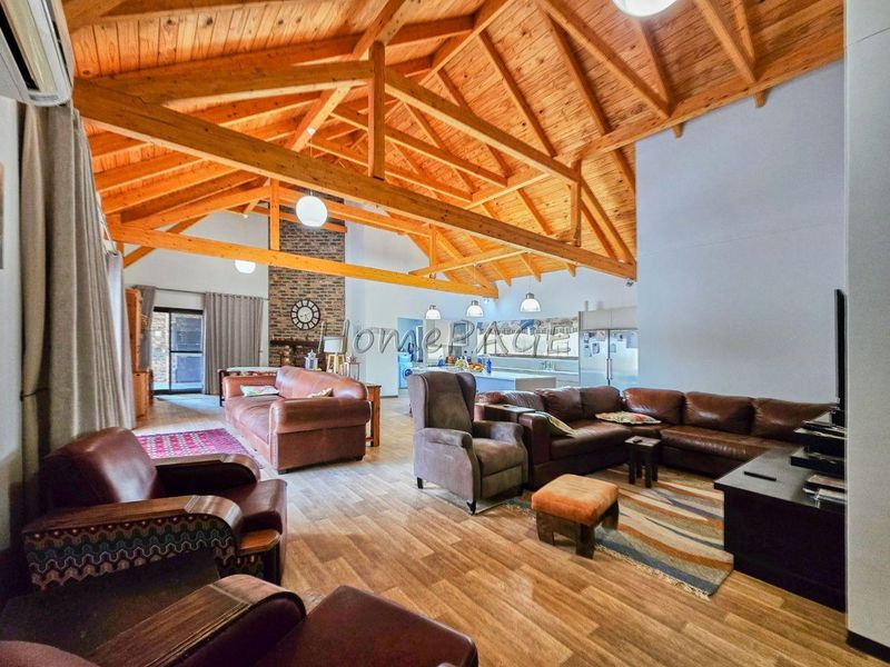 Omaruru Wildlife Estate, Omaruru:  Lifestyle property with 4 Bedr Home is for Sale - Photo 9