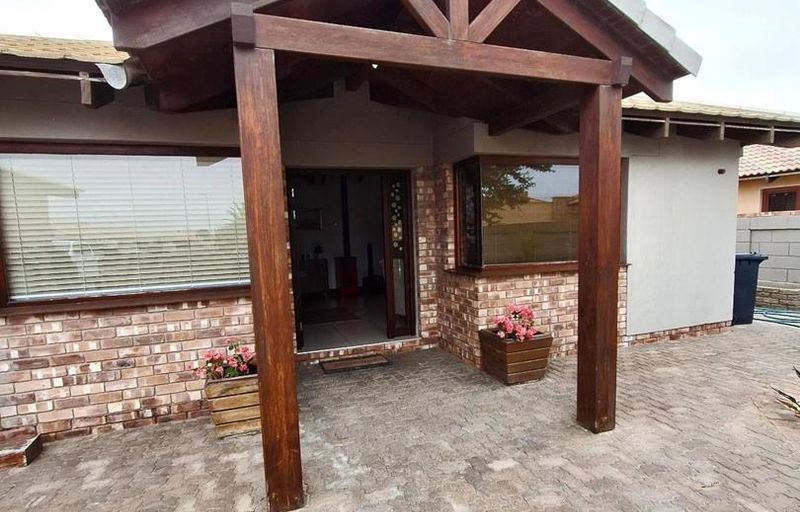 Swakopmund- For Sale-N$3 675 000