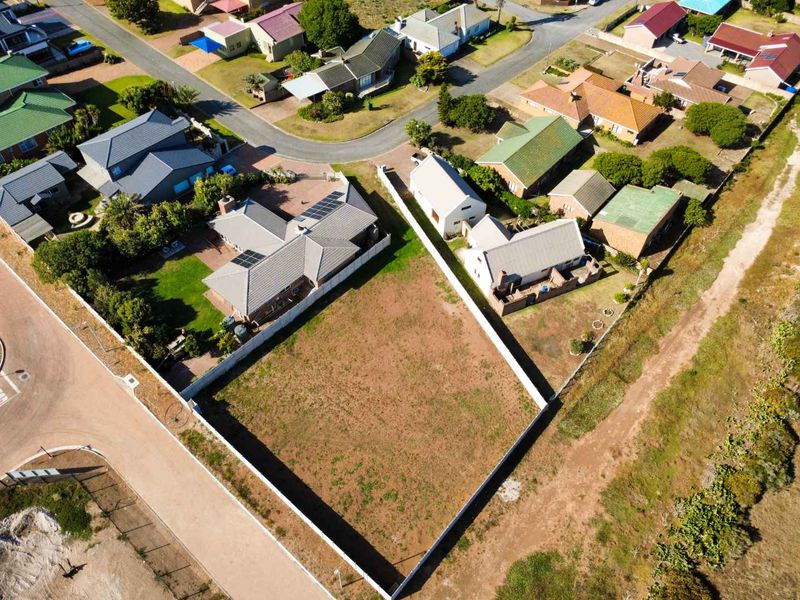 Vacant stand in prime area of Stilbaai Wes - Photo 3