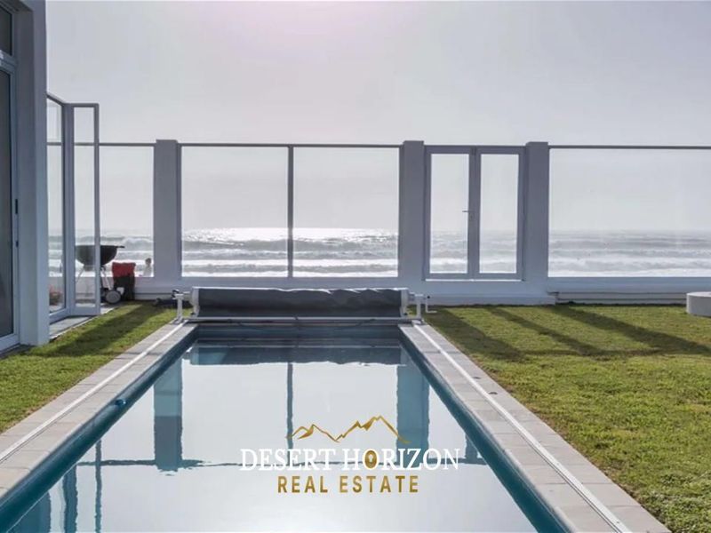 Swakopmund, Vogelstrand | For Sale-Stunning Beachfront 10 Bedroom Guesthouse - Photo 3