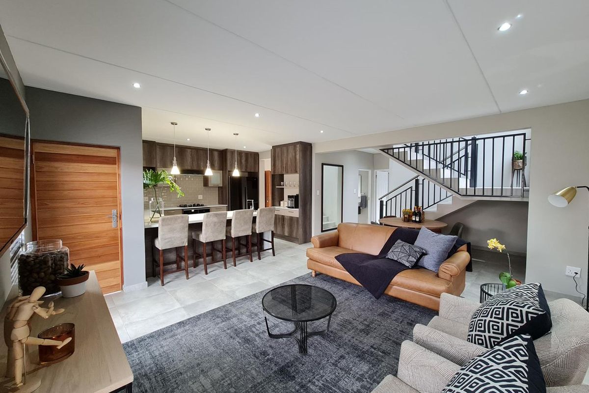 New Development - Modern Double-Storey Townhouses - SPECIAL! - Photo 4