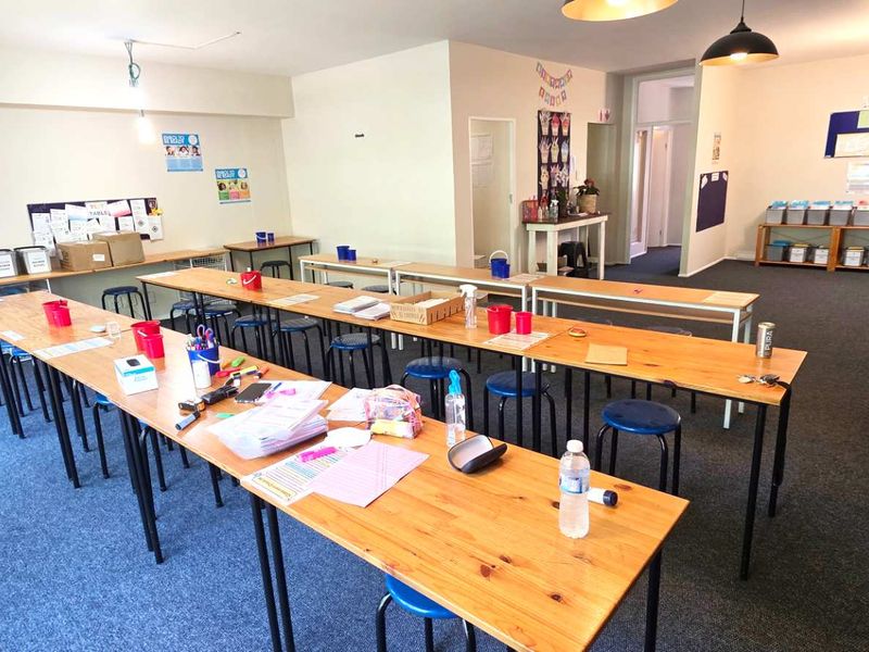 Beautiful Ground Floor Office in Westlake - Photo 4