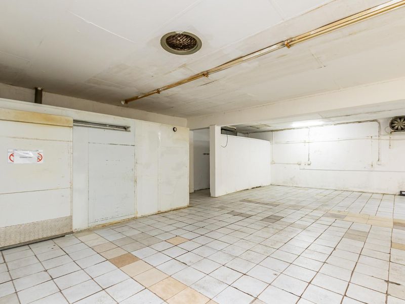 Warehouse and Office space in Quiet suburb of Heathfield - Photo 9