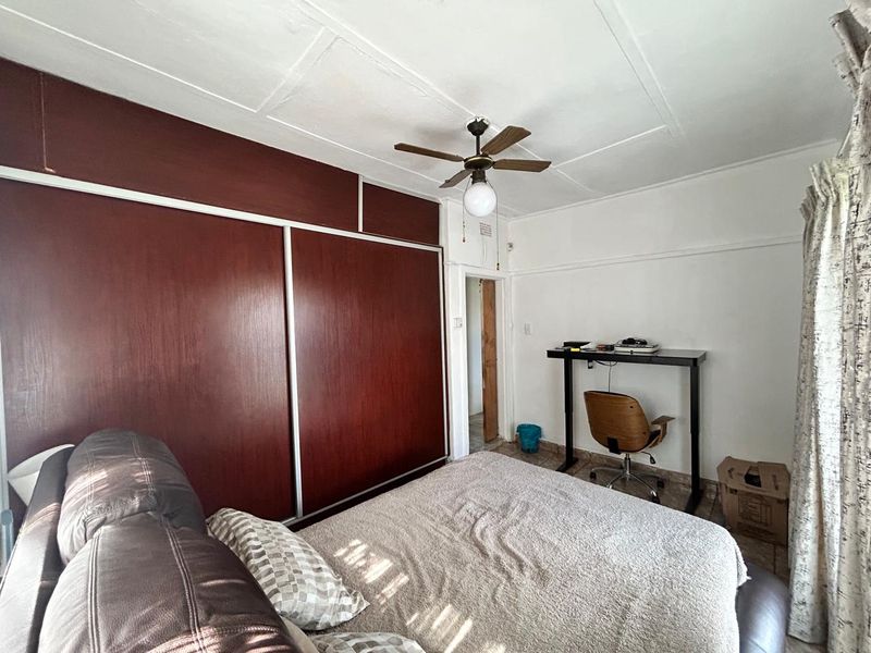 Home & Flatlet Combo - Photo 6