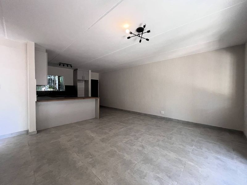 Renovated , Sunny, Private and Spacious Townhouse. - Photo 3