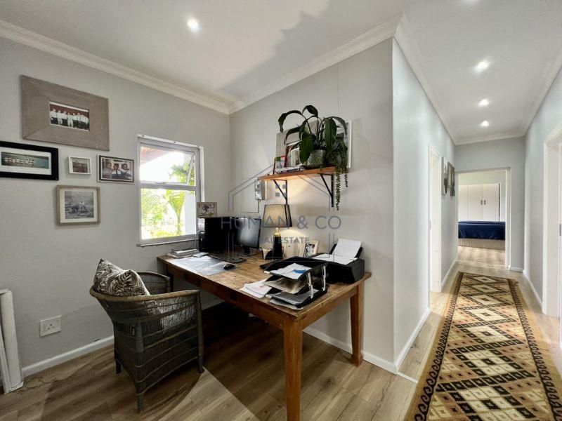 NEWLY RENOVATED FAMILY HOME IN MEERSIG - Photo 10
