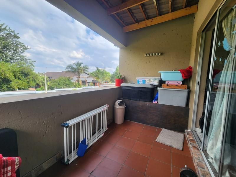 3 Bedroom Townhouse for Sale in Alberante - Photo 10