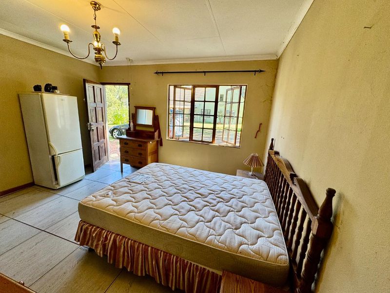 GRAND ESTATE FOR SALE IN FAIRLEAD - Photo 10