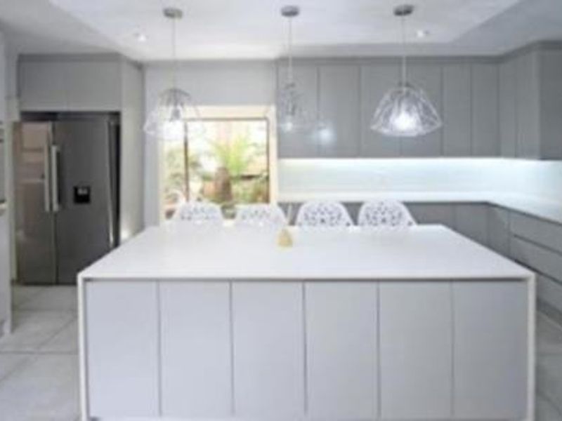 Immaculate 4 Bedroom cluster - Photo 7