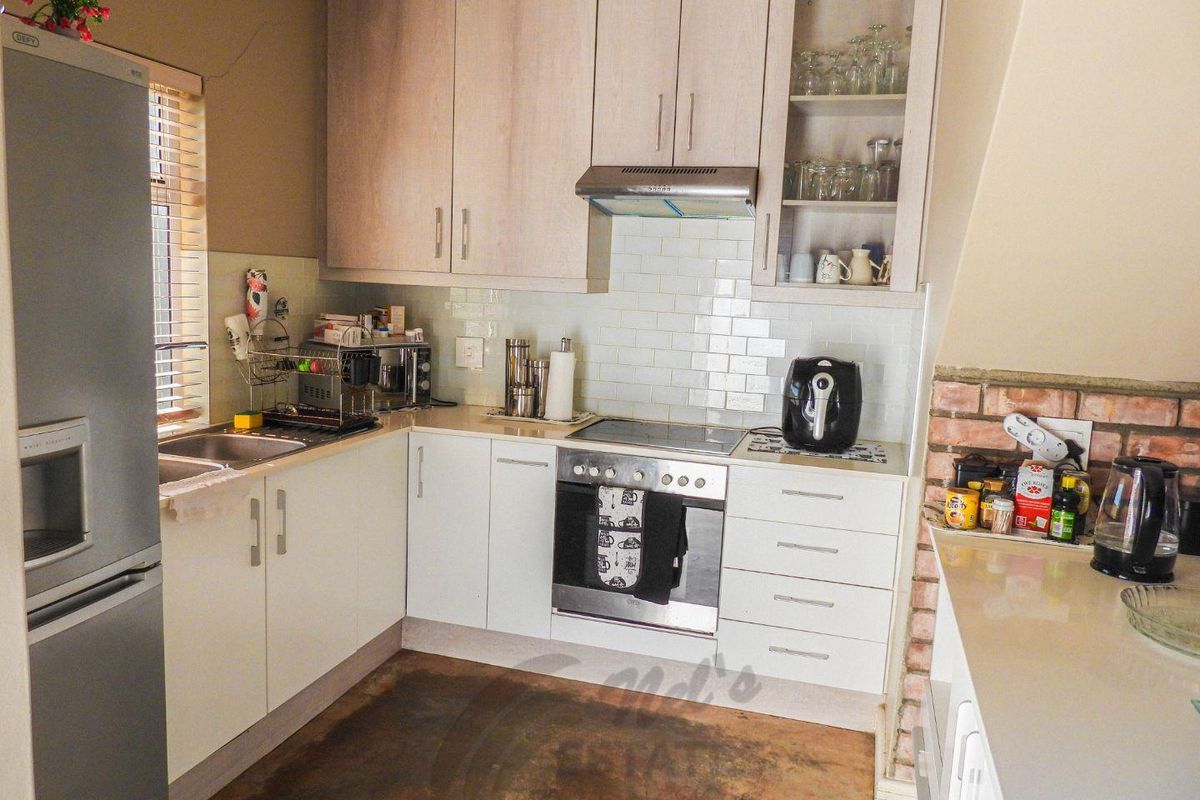 Stylish house with flat for sale - Photo 2