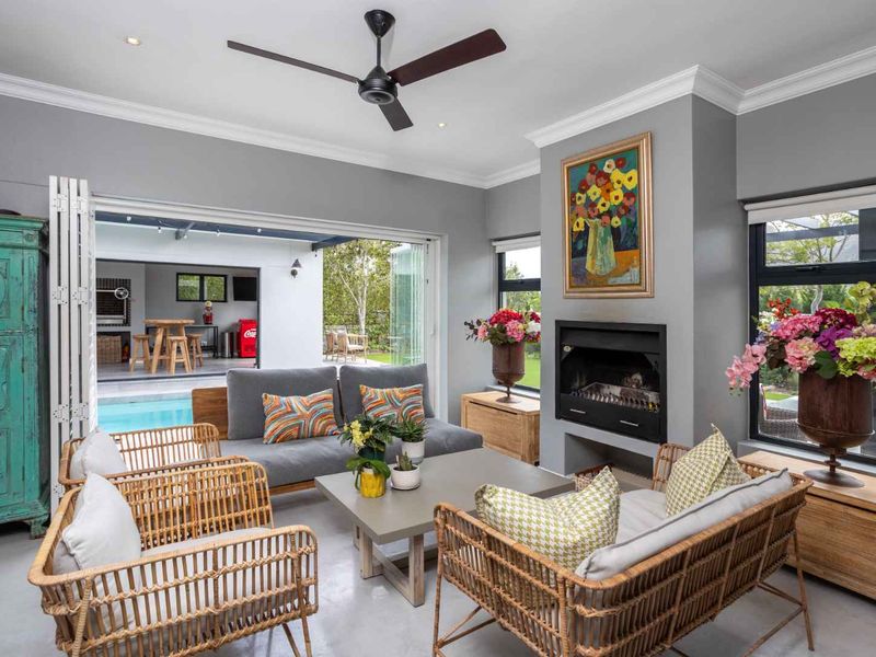 Family Home with Paddock Views on Val de Vie Estate - Photo 5