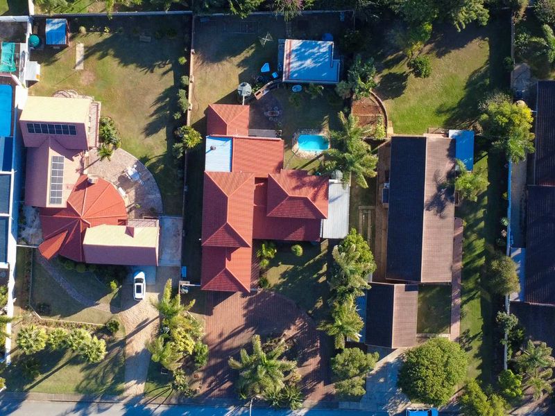 4 Bedroom 3 Living Room Spacious home in Winterhoek Park, Uitenhage, Eastern Cape - Photo 4