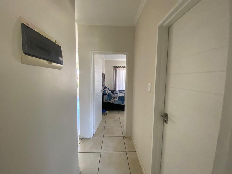 2 Bedroom Apartment for Sale - Photo 8