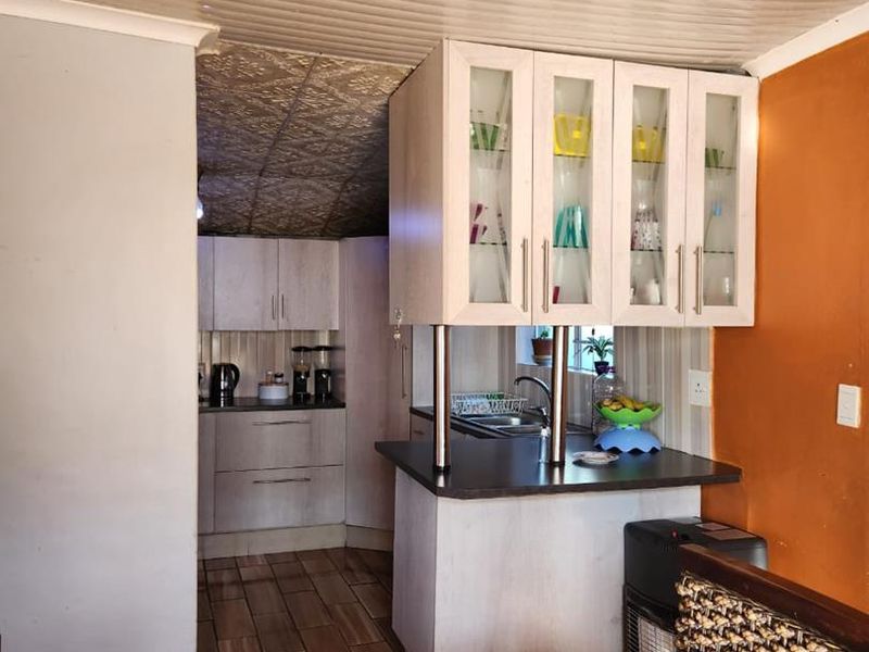 Three-Bedroom Home for Sale in Graceland, Khayelitsha - Photo 7