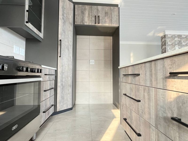 Luxury Living with 180° Ocean Views! - Photo 5