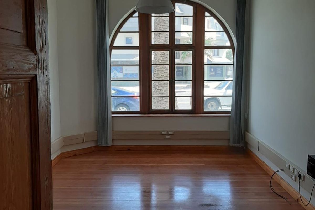 For Rent: Prime Office Space in Swakopmund CBD - Photo 5