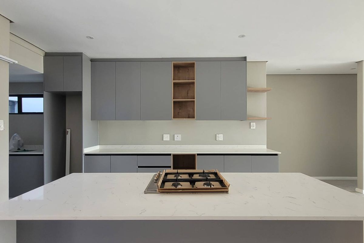 Palm Lakes Estate Rental - Photo 5