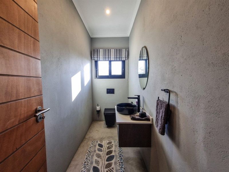 Modern Home in a Tranquil Area - Photo 10