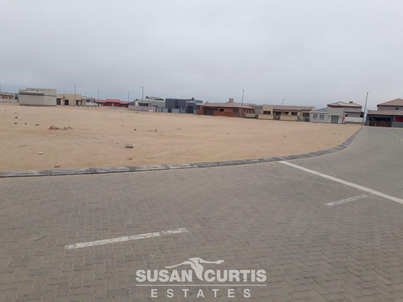 Beautiful vacant land for Block of Flats or Townhouses - Photo 8