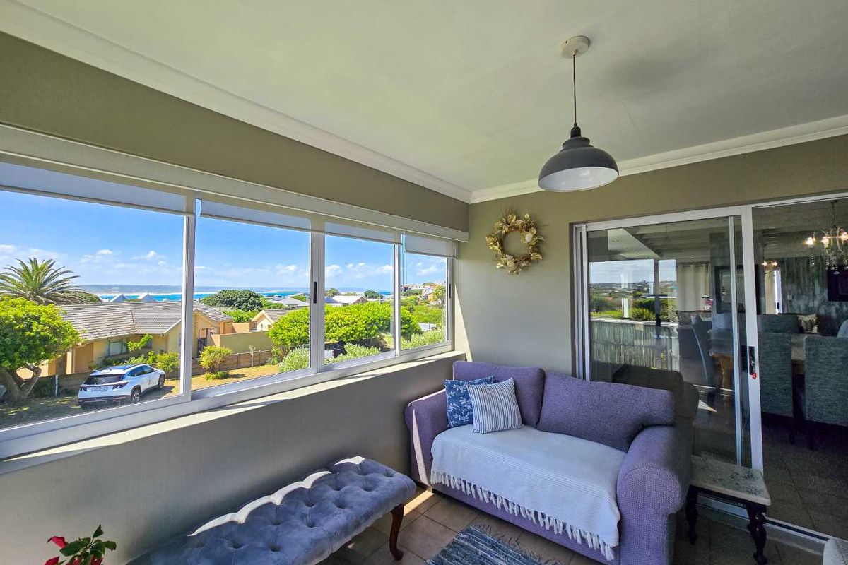 Prime location - guest house for sale in Harbour Area. - Photo 2