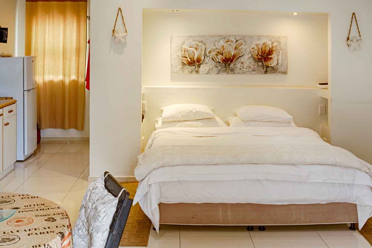 For Sale - Business opportunity – Lock, stock & barrel with butterflies and birds - Photo 3