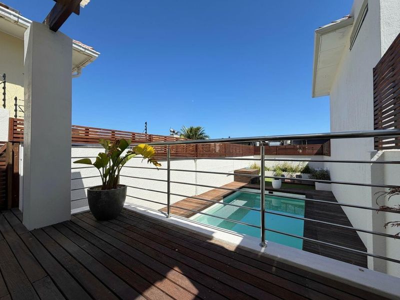 3 Bedroom Townhouse Camps Bay - Photo 2