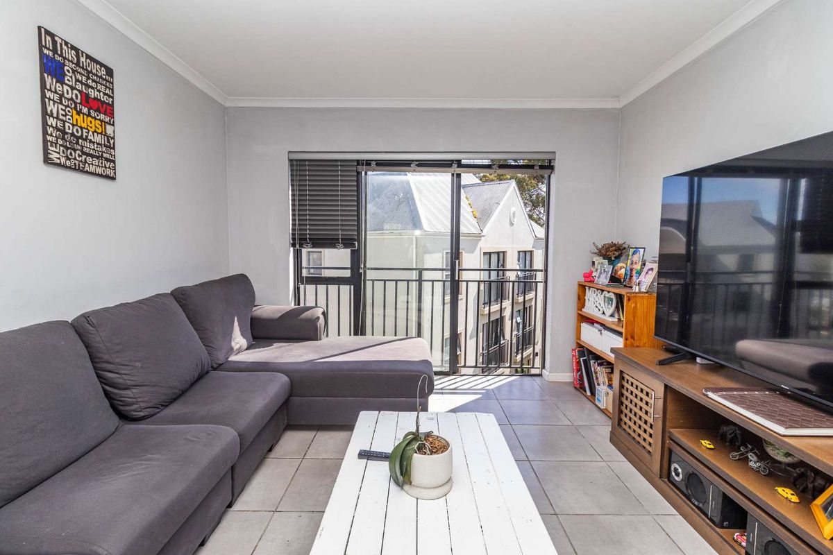 2-Bedroom Apartment for Sale in Kuilsriver - Photo 2