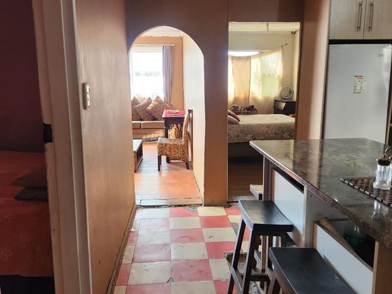 Charming 3-Bedroom Home for Sale in Khayelitsha, B Section - Photo 9