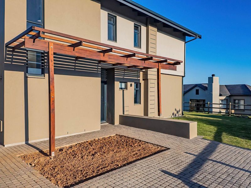 Brand new family home in Hartland Lifestyle Estate - Photo 7