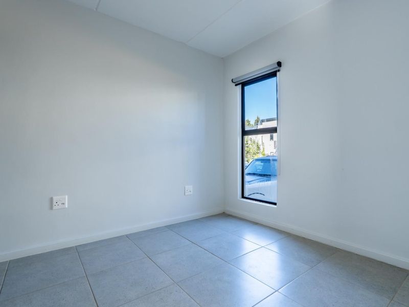 2 Bedroom apartment with Garden - Photo 9