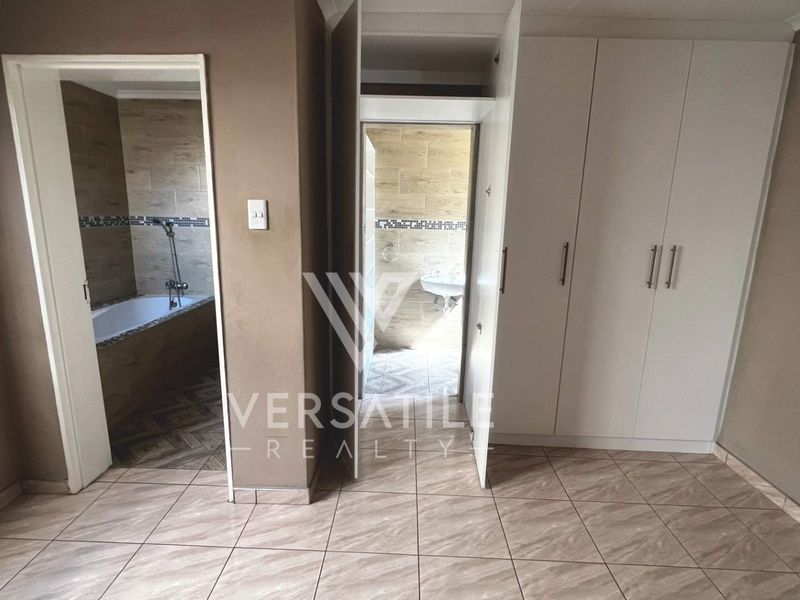 5 Bedroom House for sale in Rehoboth. - Photo 5