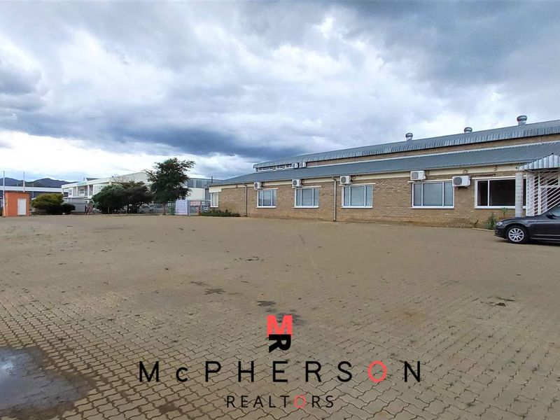 COMMERCIAL PROPERTY FOR SALE - Photo 4