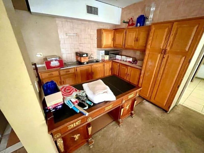 4 Bedroom House for Sale in Alan Manor - Photo 7