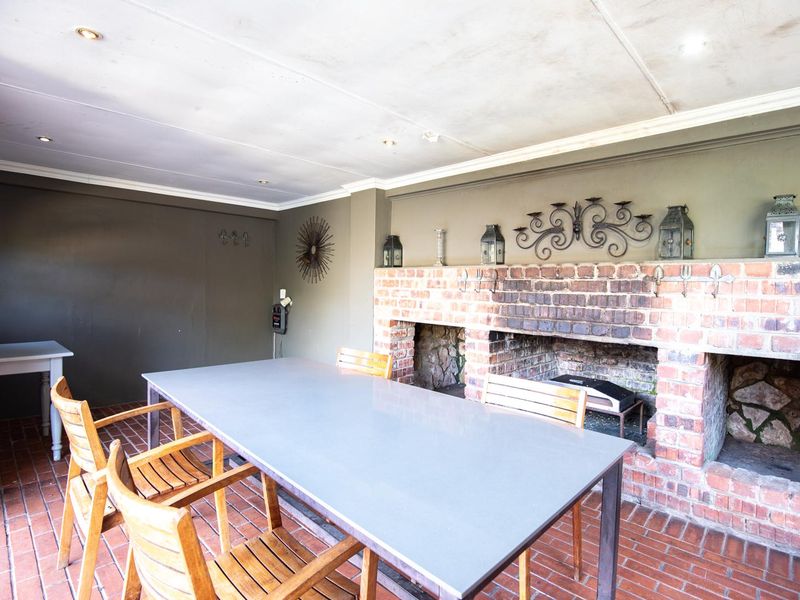 Elegant and Profitable 13 bedroom Guest House for Sale - Photo 10