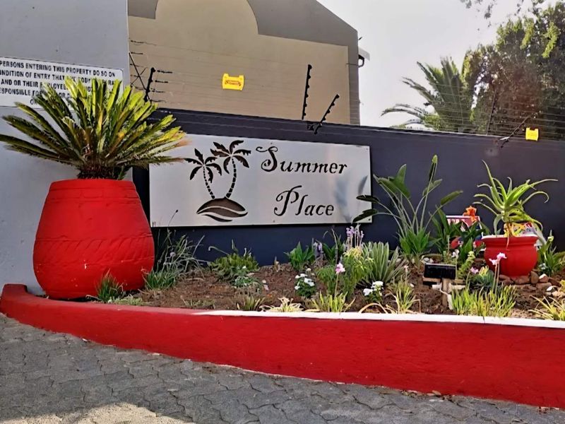 Affordable luxury in Summer Place - Ideal first home or Investment opportunity! - Photo 3