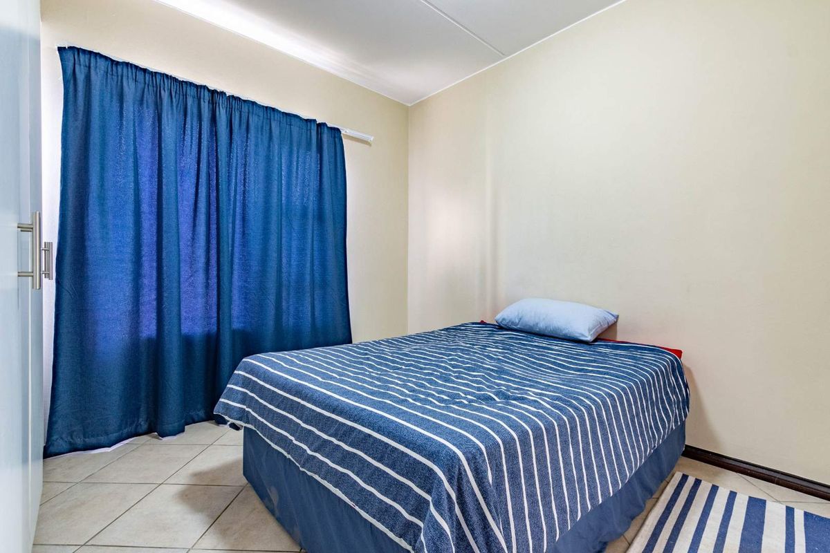 Delightful, modern ground floor apartment to rent in Brentwood Park - Photo 5