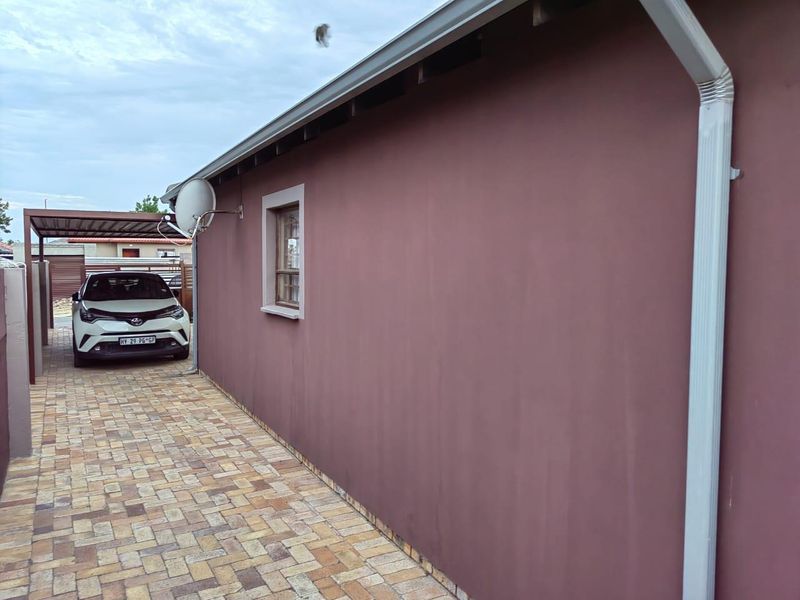 Riverside View Family Home R 966 000 - Photo 5