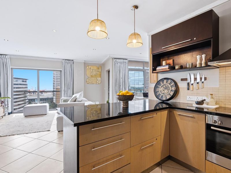 Furnished Spacious 1 Bed with Balcony & Views Available 3 May - Photo 9