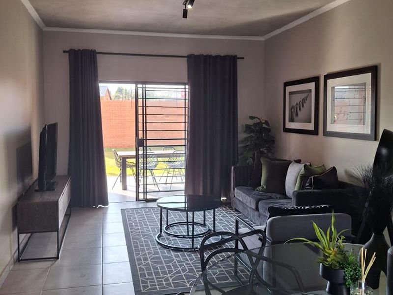 2 BEDROOM STACK UNITS FOR SALE IN RIETVALLEIRAND - Photo 9