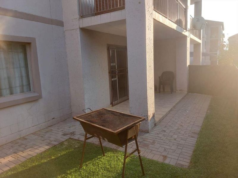 The one you have been looking for - Groundfloor 2 Bedroom - Photo 3