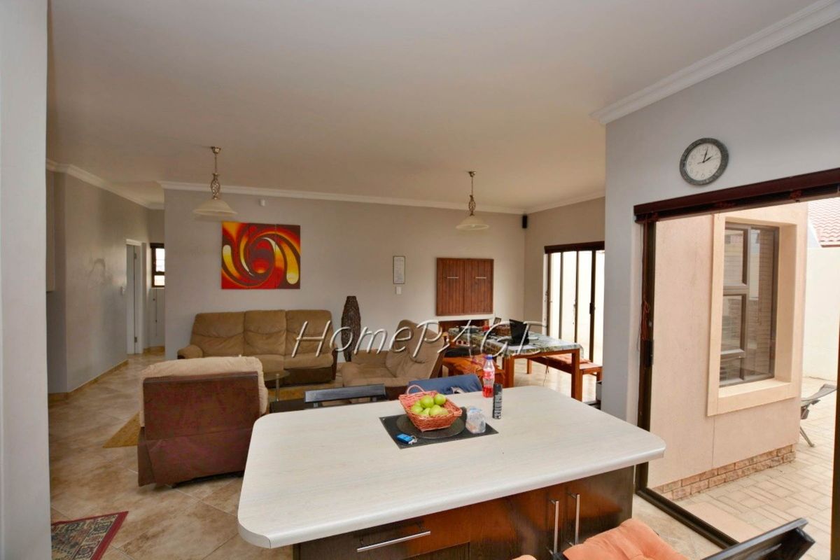 Ext 4 (South Dune), Henties Bay:  Beautiful unit in Sarah's Place is for sale - Photo 4