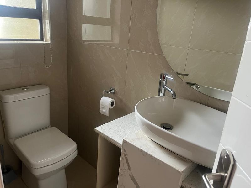 BIG BEAUTIFUL HOUSE IN ZAMBEZI MANOR LIFESTYLE ESTATE - Photo 10