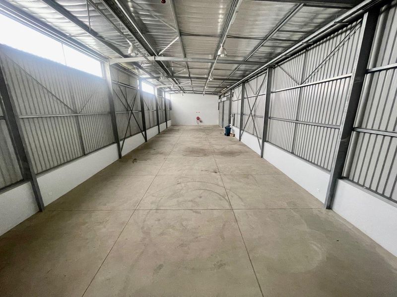 Hendra - Brand-New A-Grade Industrial Mini Warehouses To Let – Glen Anil - Photo 3