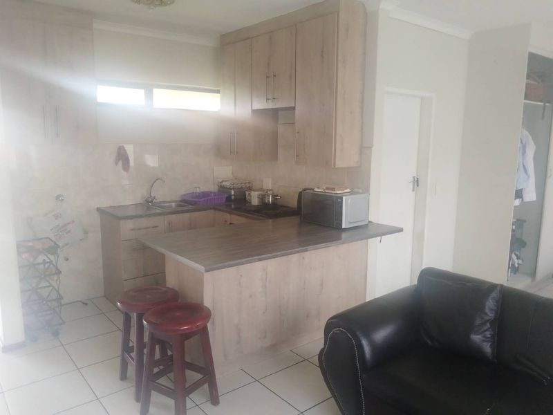 Apartment For Sale in Parkrand, Boksburg - Photo 3