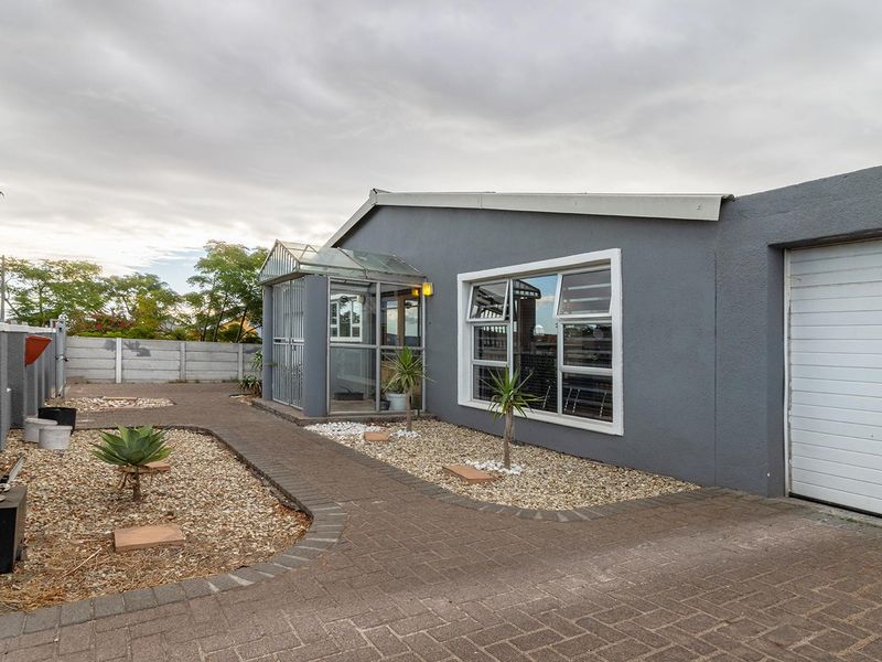 A Beautiful 3-Bedroom Family Home with Space to Grow - Photo 4