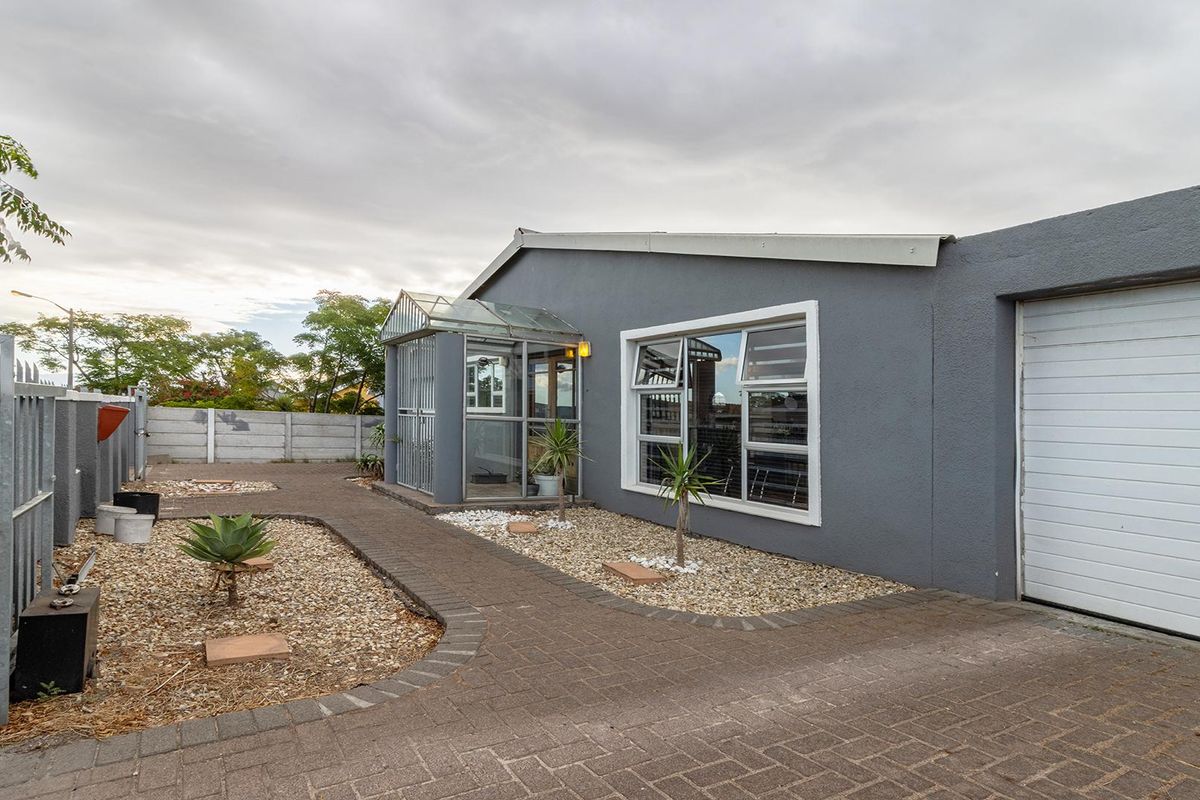 A Beautiful 3-Bedroom Family Home with Space to Grow - Photo 4