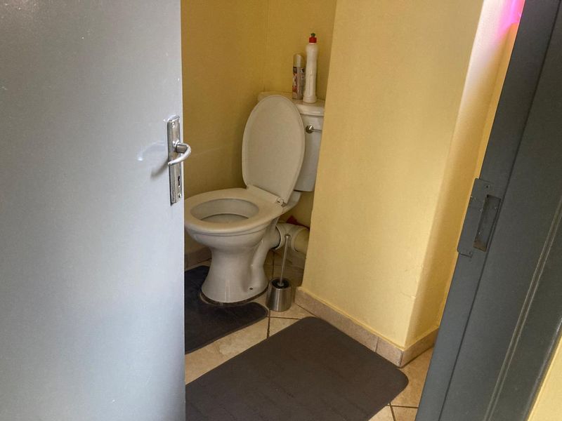 Ground floor 2 bedroom apartment for sale at Jabulani - Photo 5