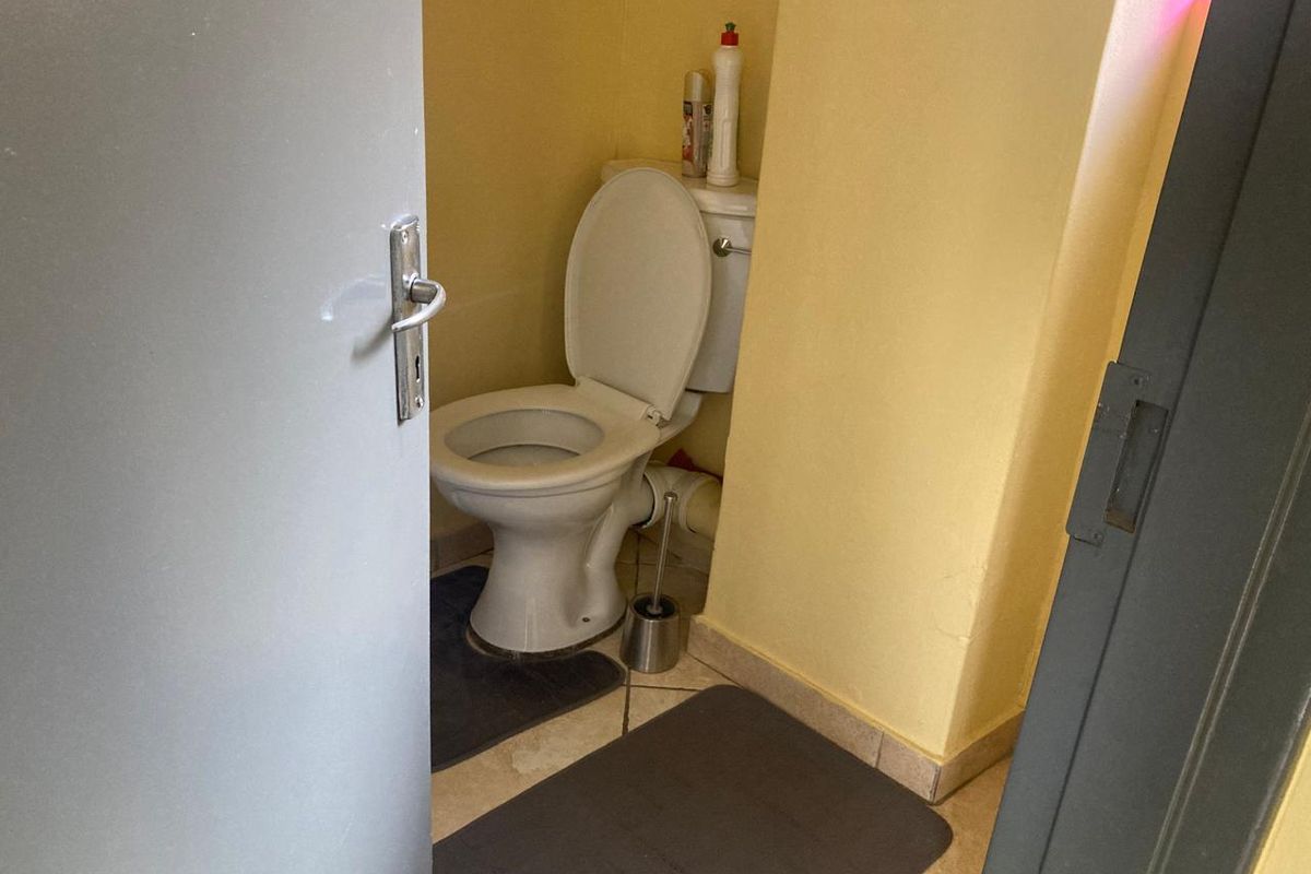 Ground floor 2 bedroom apartment for sale at Jabulani - Photo 5