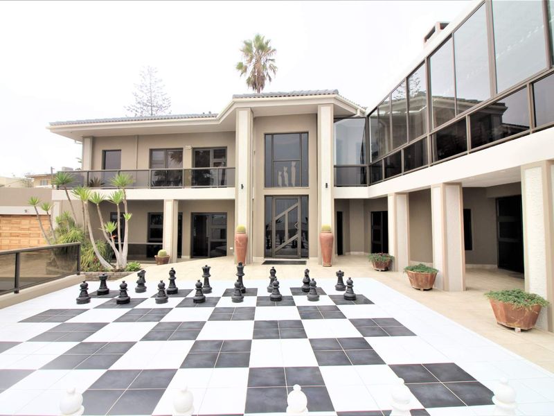 LUXURY SEA VIEW HOUSE FOR SALE IN CUL DE SAC - CENTRAL SWAKOPMUND - Photo 3